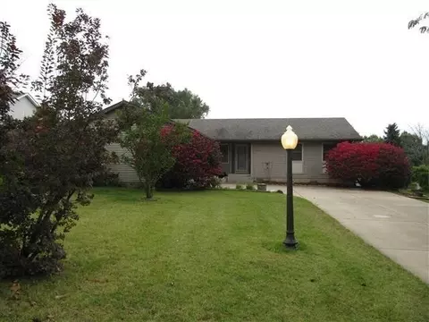 12197 N 332, De Motte, IN 46310 photo 9