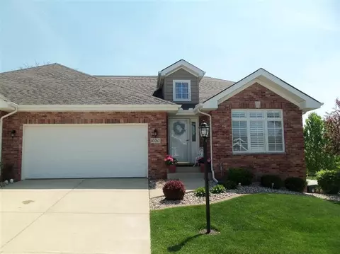 10767 Knickerbocker Ct, Saint John, IN 46373 photo 1