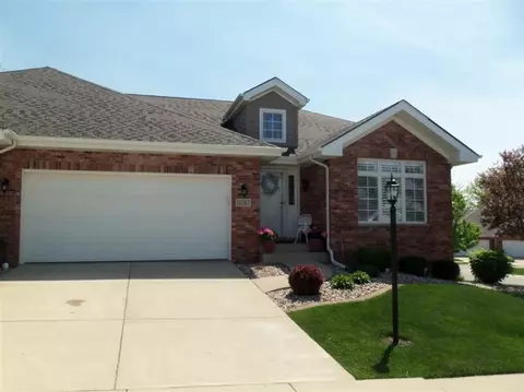 10767 Knickerbocker Ct, Saint John, IN 46373 photo 4