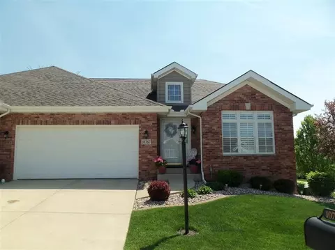 10767 Knickerbocker Ct, Saint John, IN 46373 photo 3