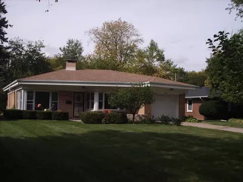 8216 Baring Ave, Munster, IN 46321 photo 3
