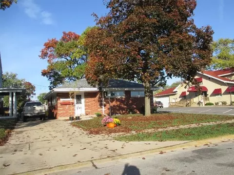 232 N Griffith Blvd, Griffith, IN 46319 photo 1