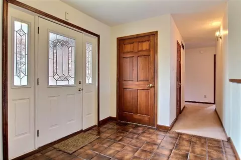 228 E Avenue D, Griffith, IN 46319 photo 3
