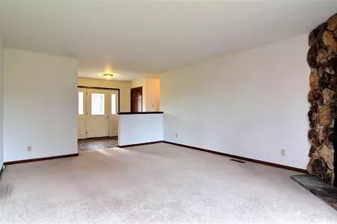 228 E Avenue D, Griffith, IN 46319 photo 9