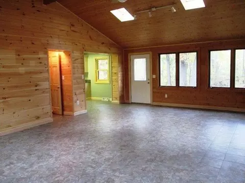 620 Michigami Trl, Porter, IN 46304 photo 5