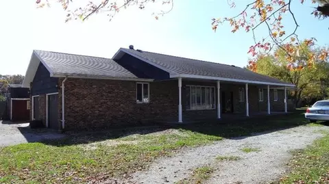 10095 E State Road 8, Knox, IN 46511 photo 1