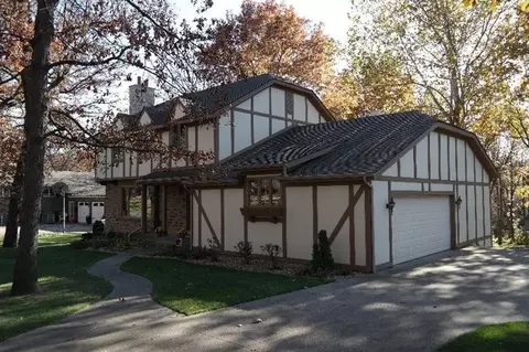 8690 Lantern Dr, Saint John, IN 46373 photo 5