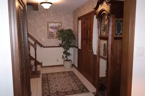 8690 Lantern Dr, Saint John, IN 46373 photo 6