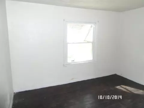 329 Mount St, Gary, IN 46406 photo 8