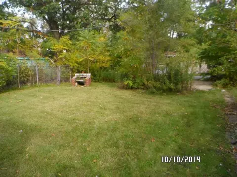 329 Mount St, Gary, IN 46406 photo 5