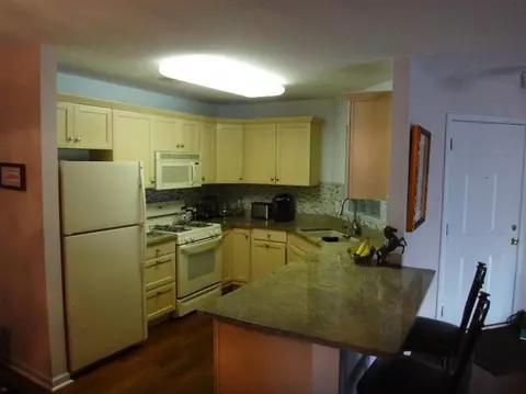 2640 Georgetowne Dr #D-1, Highland, IN 46322 photo 3