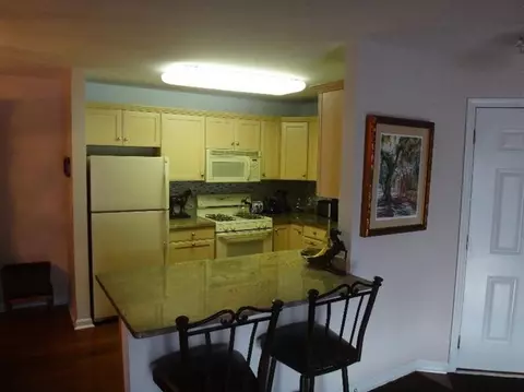 2640 Georgetowne Dr #D-1, Highland, IN 46322 photo 5