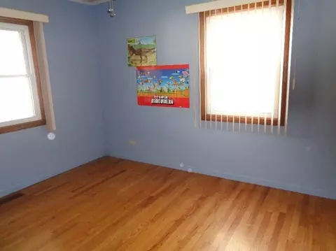 679 First St, Crete, IL 60417 photo 8