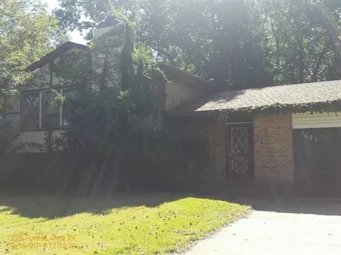 7625 Forest Ave, Gary, IN 46403 photo 1