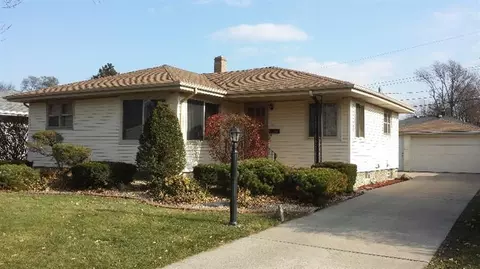 8047 Monaldi Dr, Munster, IN 46321 photo 1