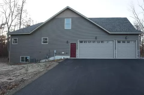 10524 Cynthia Ln, Wheatfield, IN 46392 photo 3