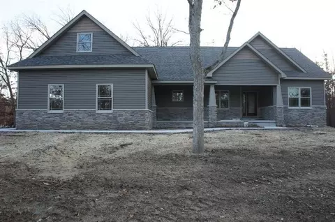 10524 Cynthia Ln, Wheatfield, IN 46392 photo 1