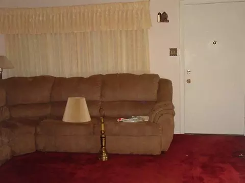 1031 Matthews St, Gary, IN 46406 photo 7