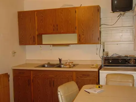 1031 Matthews St, Gary, IN 46406 photo 6