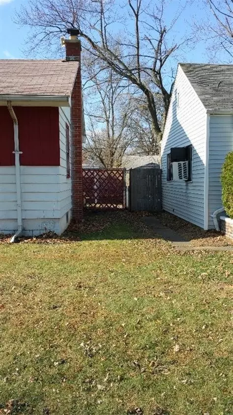 4032 Tyler St, Gary, IN 46408 photo 5