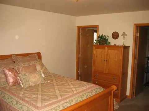1610 Krame Dr, Crown Point, IN 46307 photo 8