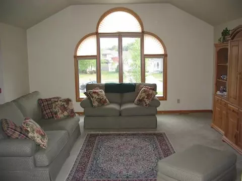 1610 Krame Dr, Crown Point, IN 46307 photo 3