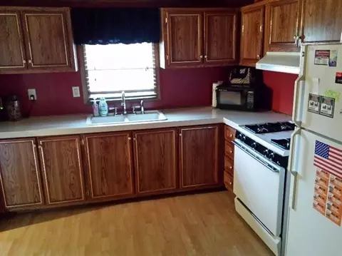10657 N 291, De Motte, IN 46310 photo 4