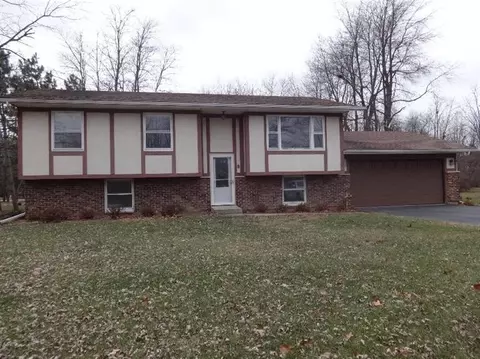 11288 N 550, De Motte, IN 46310 photo 1
