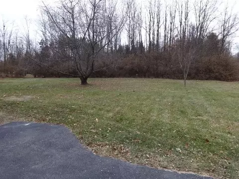 11288 N 550, De Motte, IN 46310 photo 2
