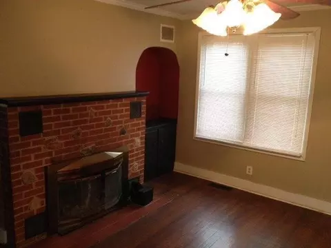 225 Michigan St, Porter, IN 46304 photo 9