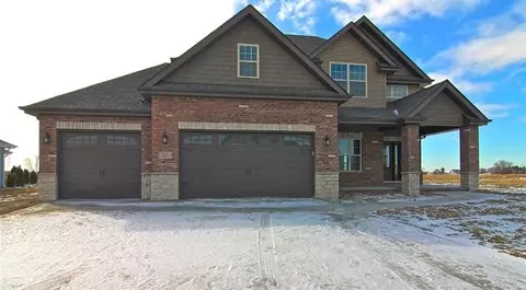 8991 Hibiscus Dr, Saint John, IN 46373 photo 3