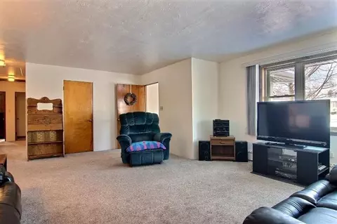 811 N Colfax St, Griffith, IN 46319 photo 8