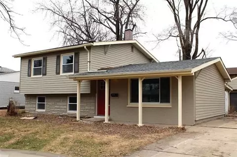 1010 E Ash Pl, Griffith, IN 46319 photo 1