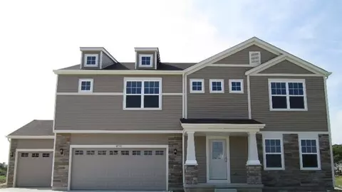 8827 Mallard Ln, Saint John, IN 46373 photo 1