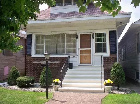1734 Laporte Ave, Whiting, IN 46394 photo 1