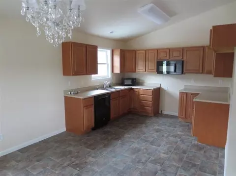 1719 Kelly Ct, Wheatfield, IN 46392 photo 7