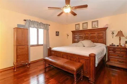 9457 E Oak Ridge St, Saint John, IN 46373 photo 9
