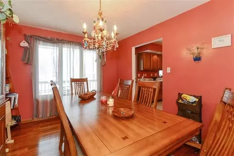 9457 E Oak Ridge St, Saint John, IN 46373 photo 4
