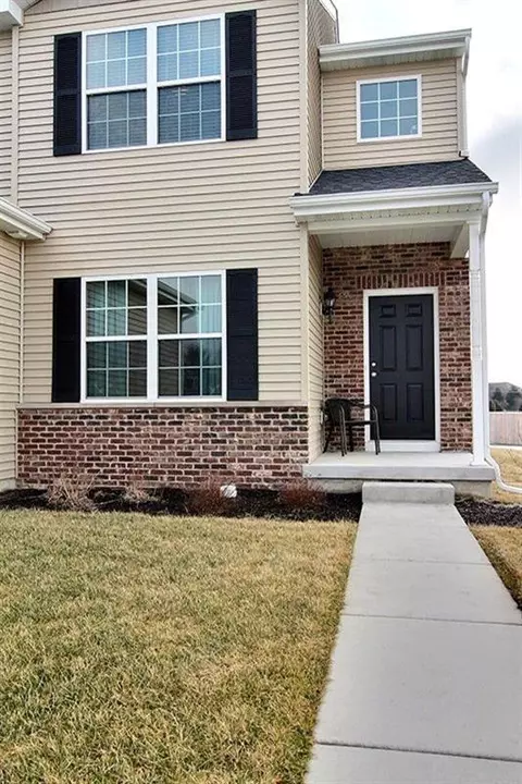 1663 W 129th Ct, Crown Point, IN 46307 photo 2