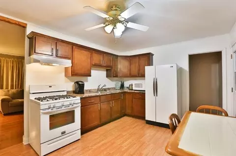 749 Apache Ln, Lowell, IN 46356 photo 3