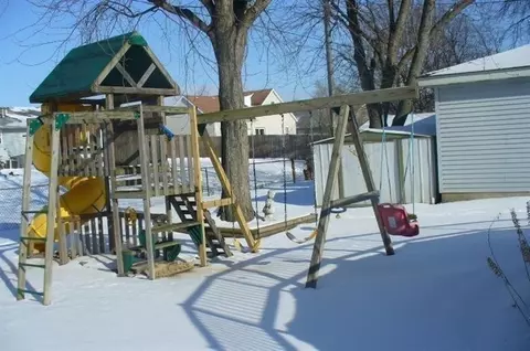 646 Apache Ln, Lowell, IN 46356 photo 8