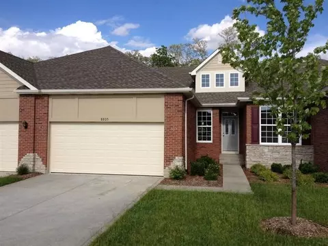 8805 Forest Glen Ct, Saint John, IN 46373 photo 1