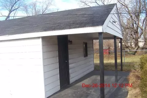 624 Illinois St, Gary, IN 46402 photo 3
