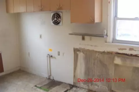 624 Illinois St, Gary, IN 46402 photo 7