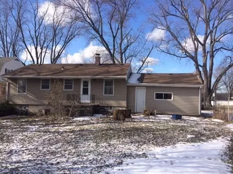 1125 N Broad St, Griffith, IN 46319 photo 3