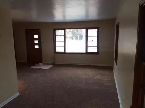 1125 N Broad St, Griffith, IN 46319 photo 6