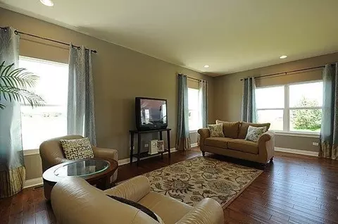 10128 Azalea Dr, Crown Point, IN 46307 photo 7
