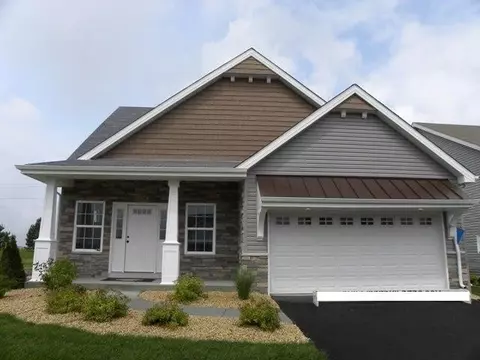 10128 Azalea Dr, Crown Point, IN 46307 photo 1