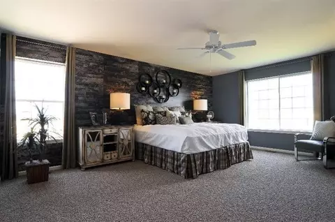 10045 Clark Pl, Crown Point, IN 46307 photo 5
