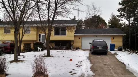 10477 N 470 E, De Motte, IN 46310 photo 2
